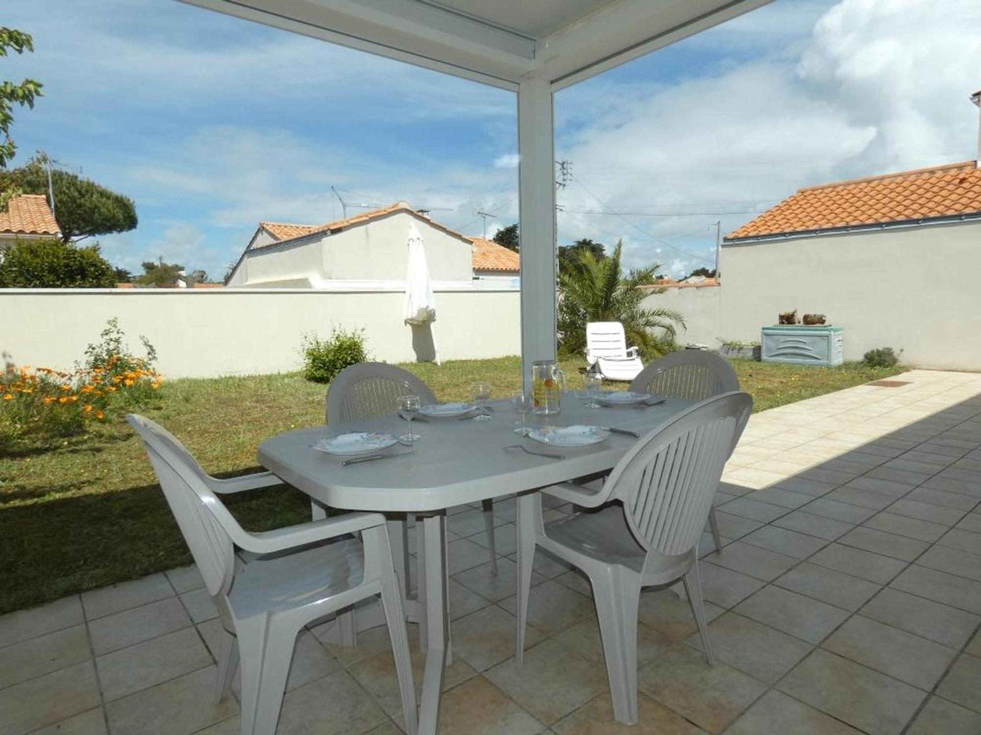 Holiday home Maison Lumineuse Avec Jardin Pres De La - 2 Chambres, Animaux Acceptes, Wifi, Parking - Fr-1-540-286 *
